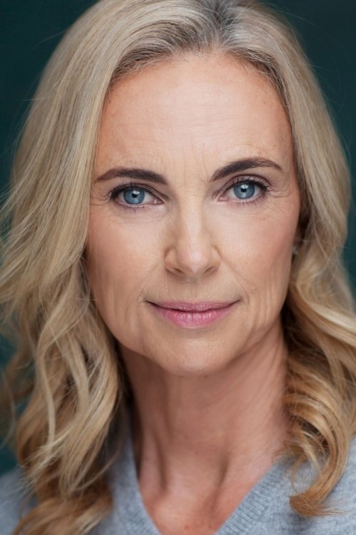 Kim Michalis as Daughter #2