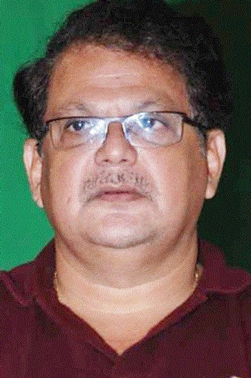 Mahesh Kothare as Self