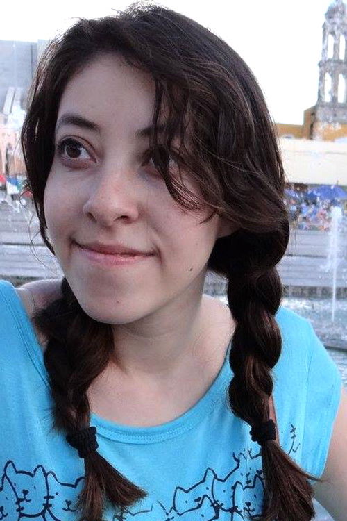 Ilse Basurto as Woman in White