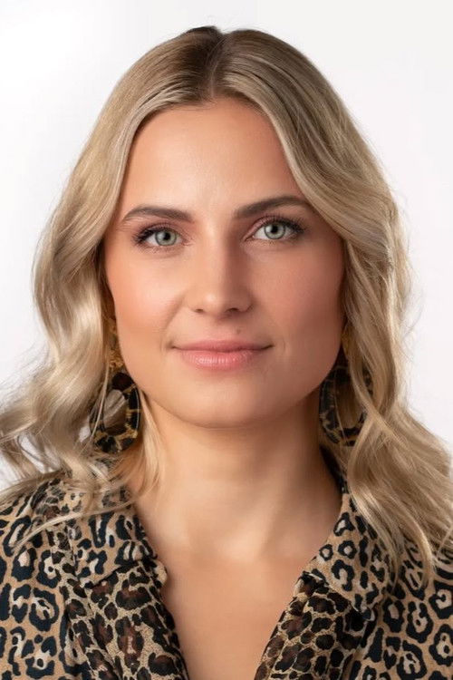 Emilia Jansson as Verna