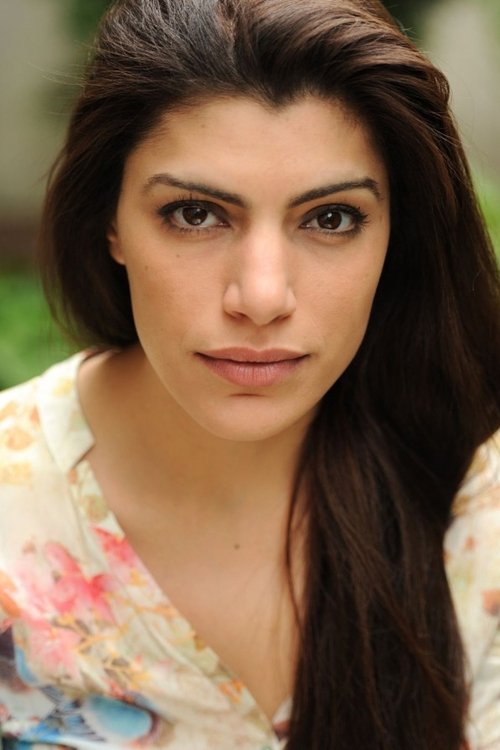 Shadi Hedayati as Shirin