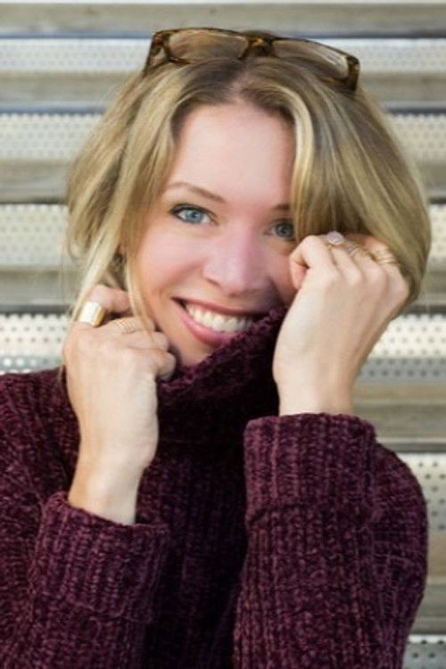 Jordan Reid as Hannah