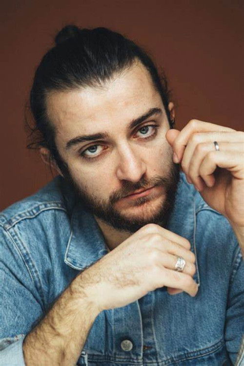 Aliosha Massine as Efrain Ilin