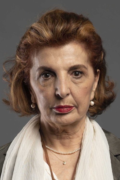Nurinisa Yıldırım as Fatma