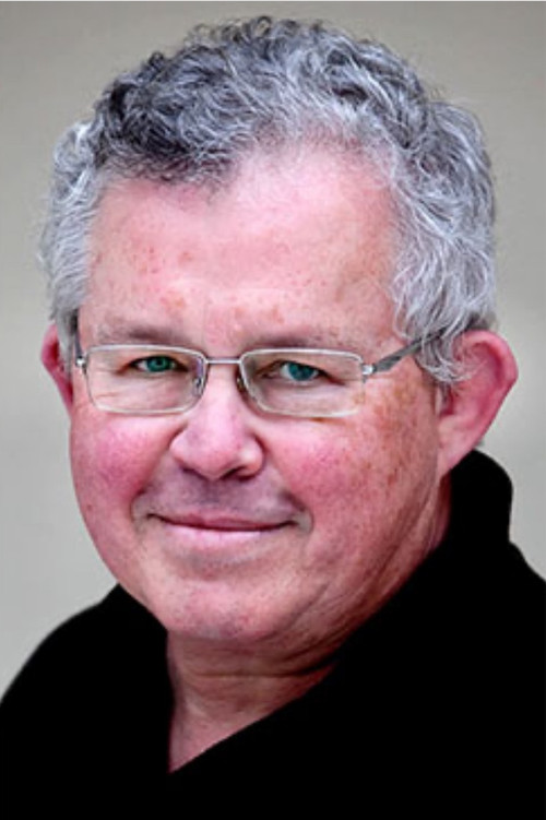 Miguel Esteves Cardoso as Self