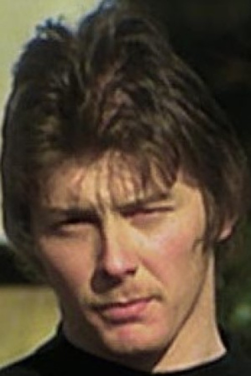 Graham Ravey as Caucasian Challenger