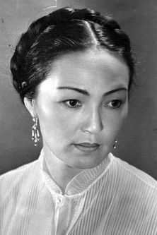 Baken Kydykeyeva as Tolgonai