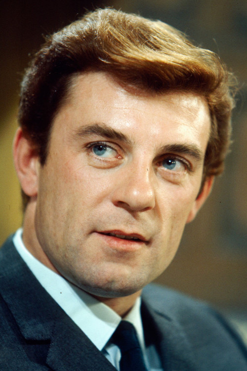 John Ronane as Paul Medbury