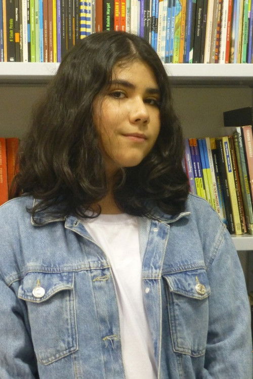 Sofia Motta as Helena