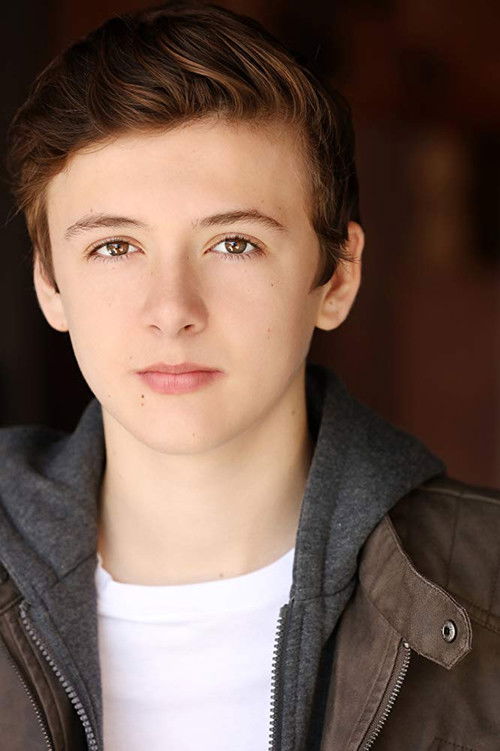 Michael Lemmon as Justin
