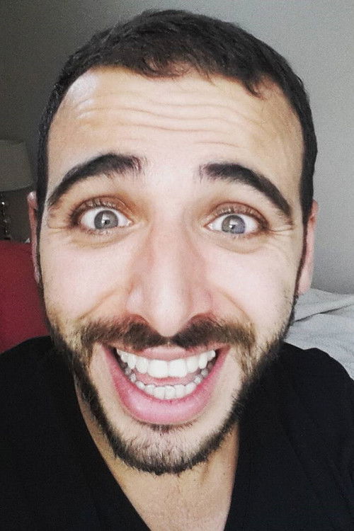 Issam Akel as Le voisin arabe