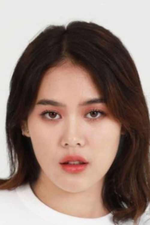 Pang Panadda Kaeward as Min