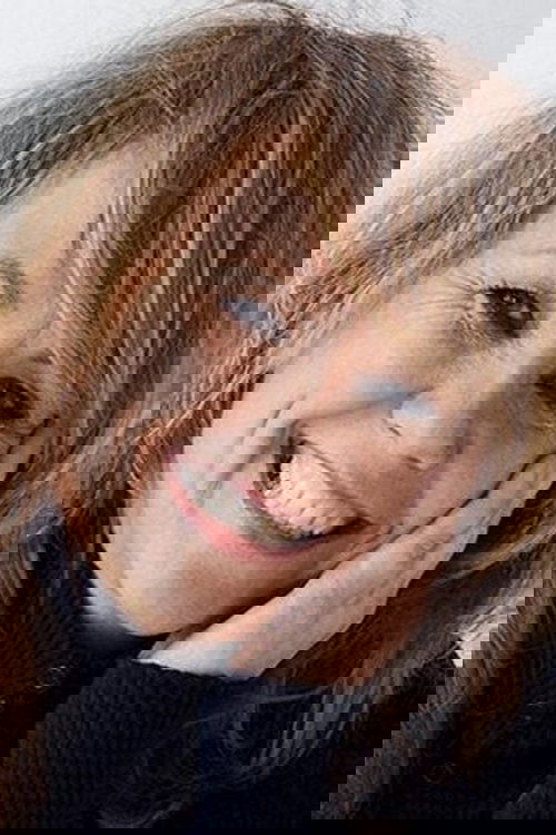 Line Knutzon as Hanne