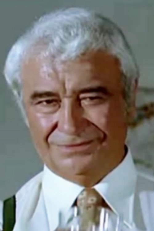 Charles Moulin as Mitifio