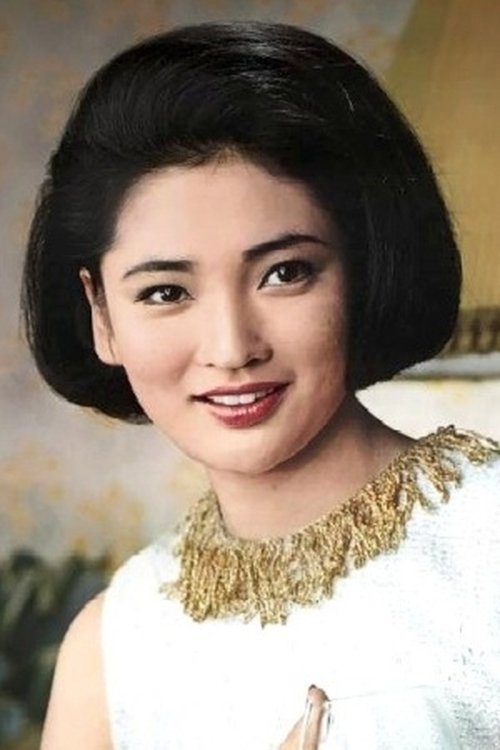 Yuki Arikawa as Kiyo Yoshino