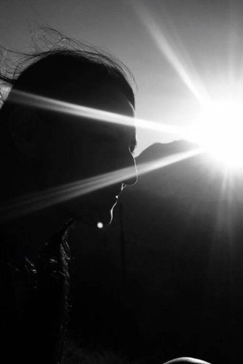 Casandra Lluviel as (voz)