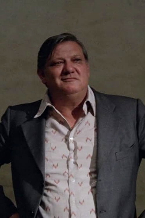 Filippo Trincia as Uomo alla finestra