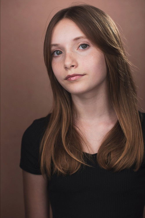 Maya Pencakowski as Alexa