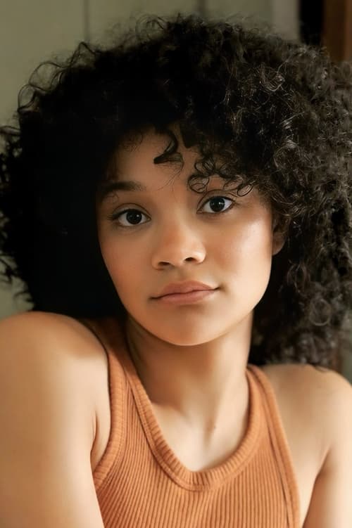 Kylee Russell as Karin Daniels