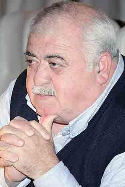 Rovshan Almuradli as Kəlbəli xan