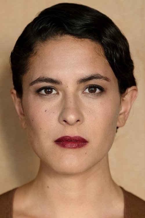 Amanda da Gloria as Vera