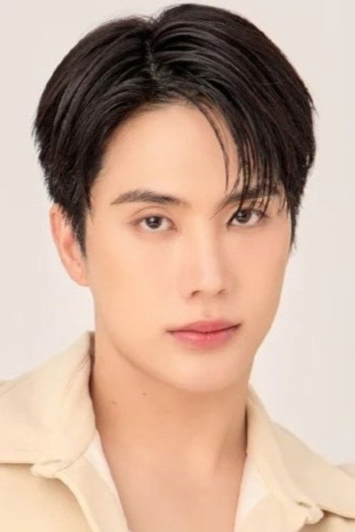 Sarin Ronnakiat as Rati Dier