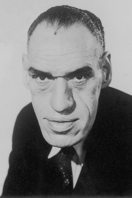 Rondo Hatton as Bull Andrews