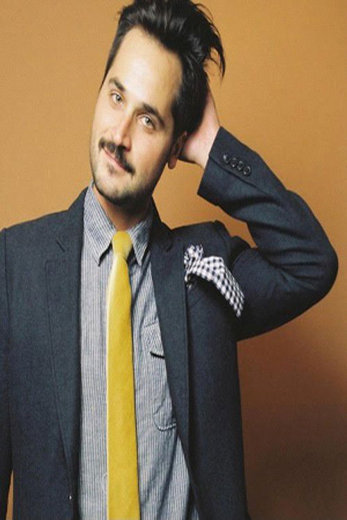 Gavin Bellour as Reggie