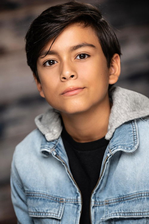 Juan Pablo Romero as Thomas
