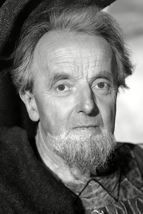 Harcourt Williams as Judge