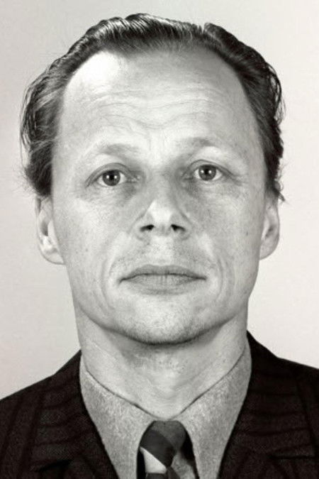 Maunu Kurkvaara as (uncredited)