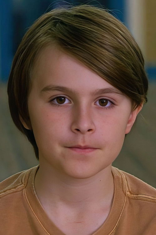 Lucas Mazanko as Charlie