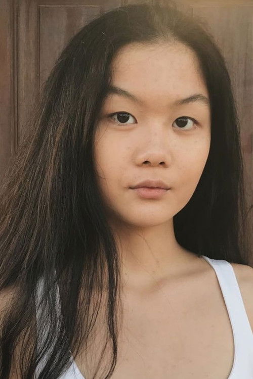 Alexandra Kosasie as Orly