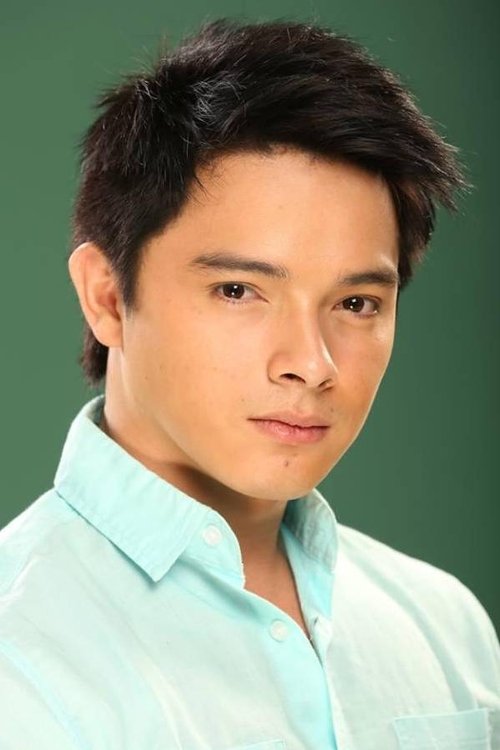 Angelo Ilagan as Easton Cornejo