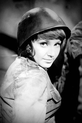 Małgorzata Wiśniewska-Niemirska as Jolka