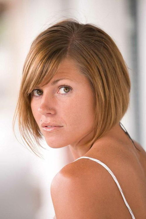 Cara Mattern as Betsy