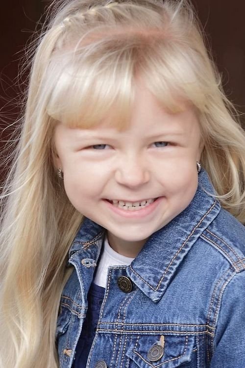 Fabienne Hodge-Carter as Little Cookie