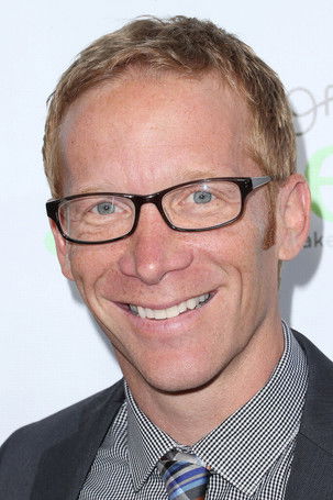 J.D. Roth as Young Claus (voice)