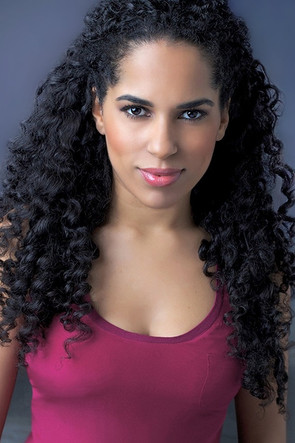 Lisa MacFadden as Julie