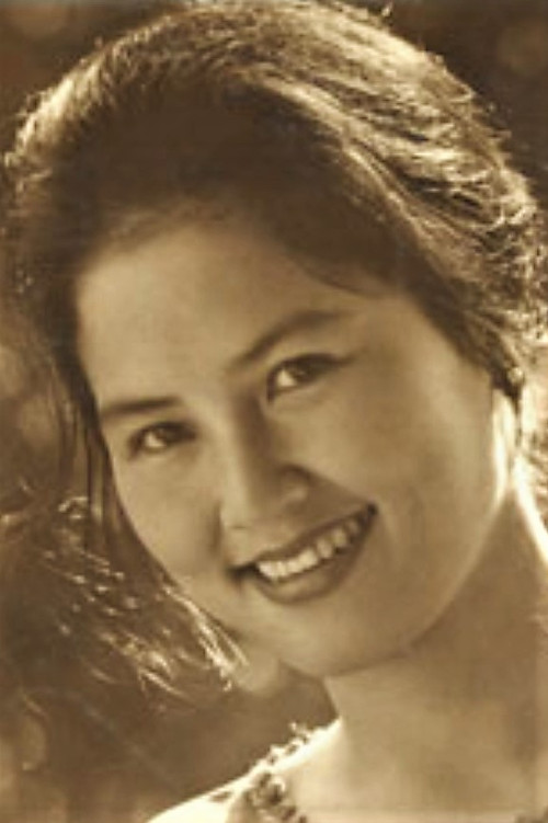 Kim Chi as Director-General's wife