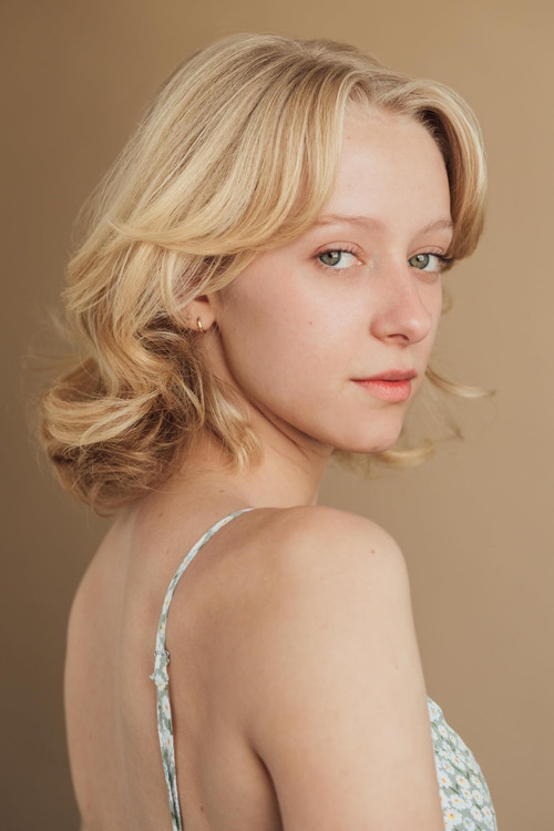 Katia Smith as Tinsley Wellington