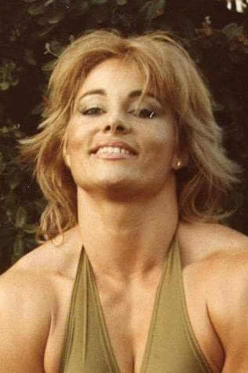 Teagan Clive as Mantis