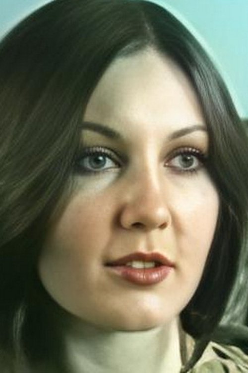 Heather Ellis as Dorthy