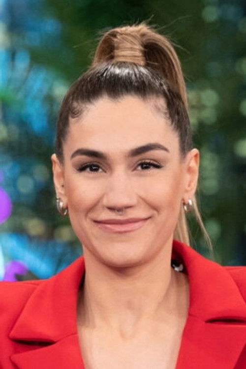 Georgia Kaltsi as Stella