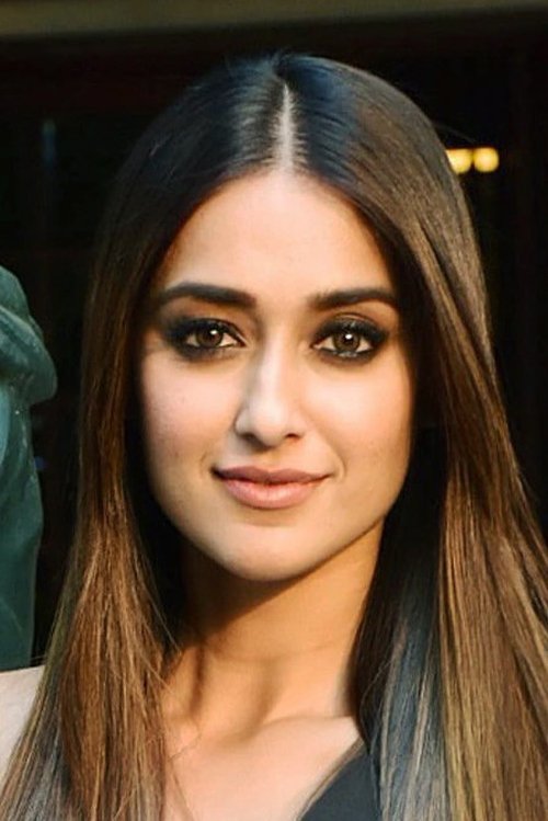Ileana D'Cruz as Ria Santhanam