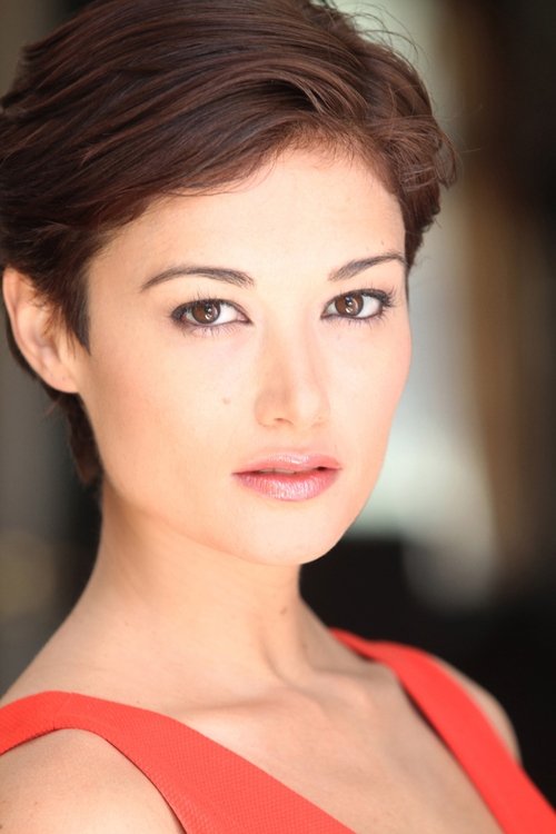 Jacqueline King as Celebrity woman