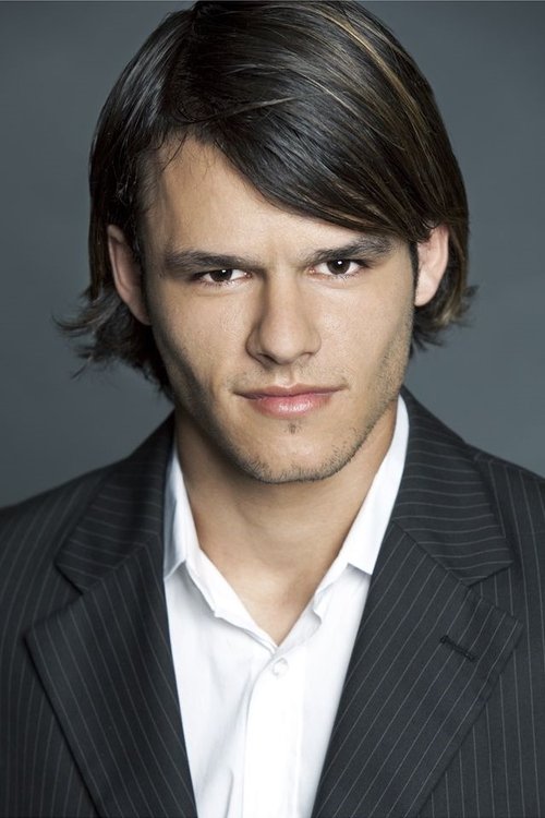 Justin Gerardin as Peter