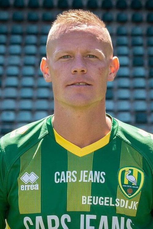 Tom Beugelsdi as Self - Footballer