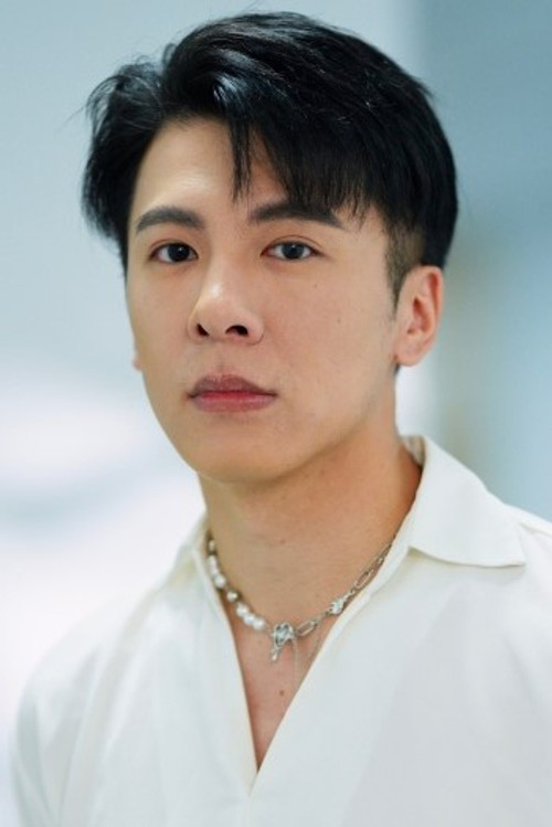 金昊泽 as Liang Chang