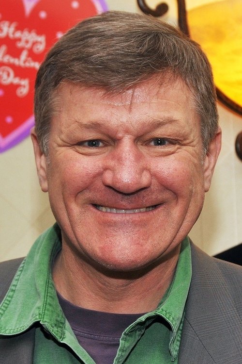 Neil Affleck as Axel